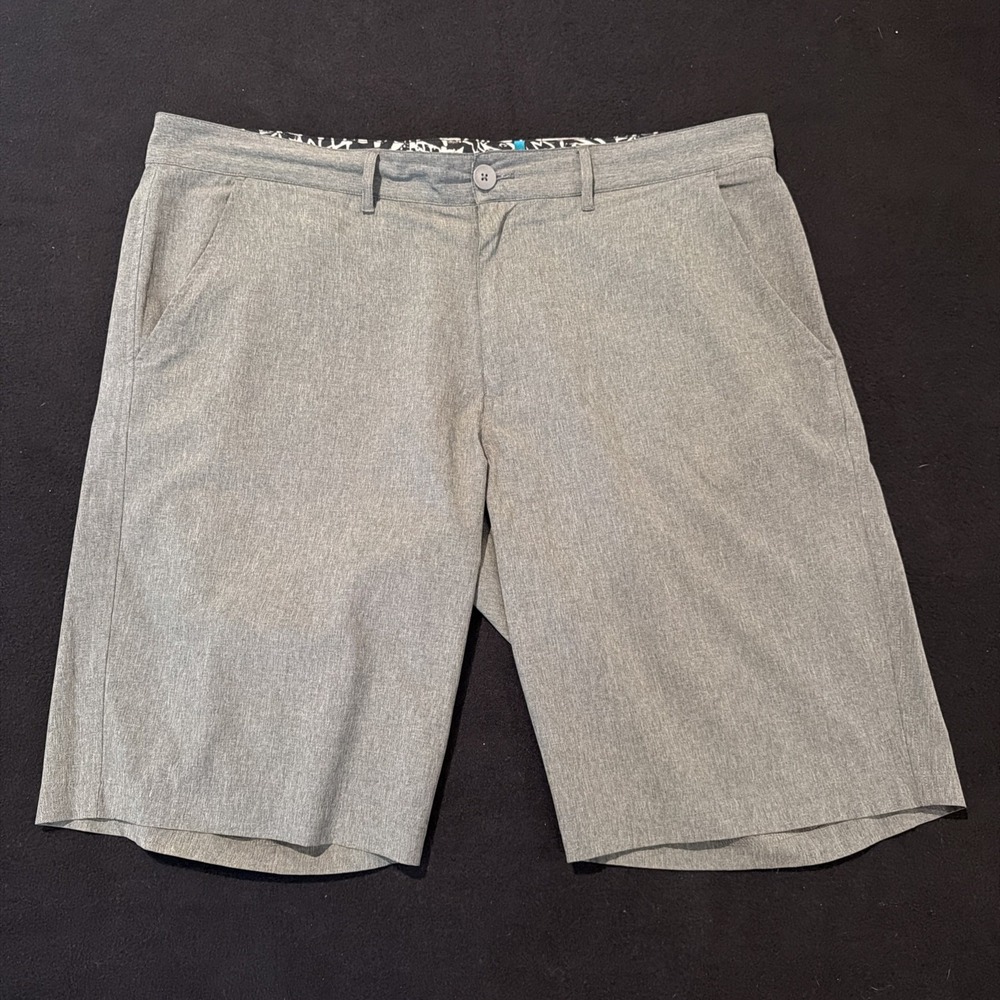 American Rag Surf And City 11" Inseam Mens Grey Shorts Size 40